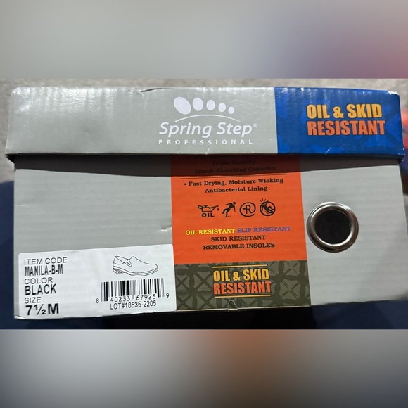 Spring Step Professional Slip on Shoe - Picture 2 of 5